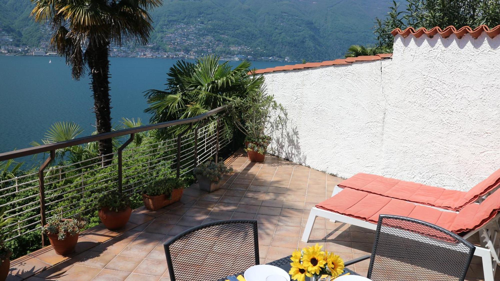 Casa Roccia Apartman Pino Lago Maggiore Kültér fotó