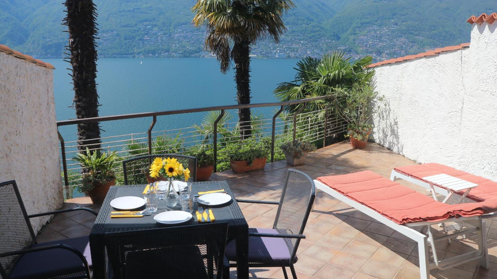 Casa Roccia Apartman Pino Lago Maggiore Kültér fotó
