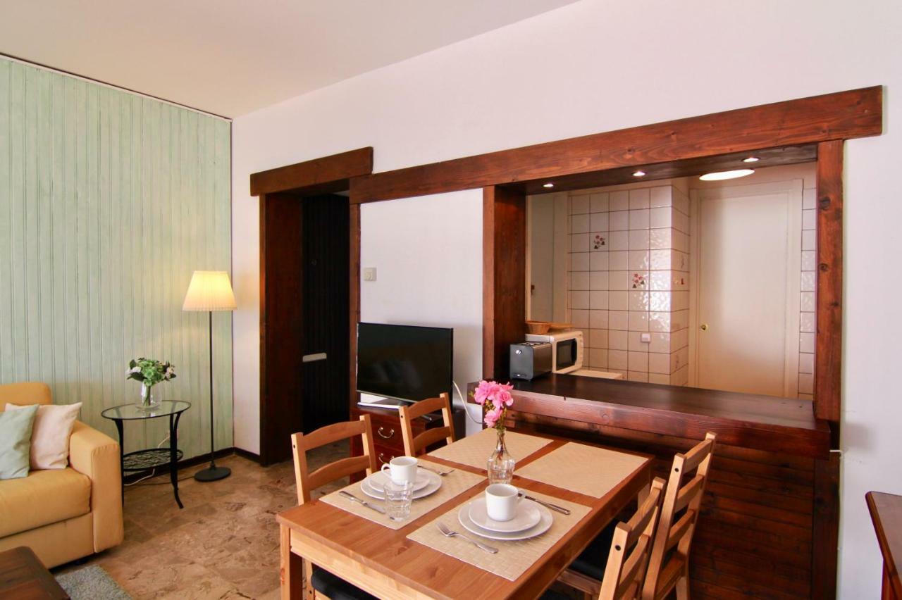 Casa Roccia Apartman Pino Lago Maggiore Kültér fotó
